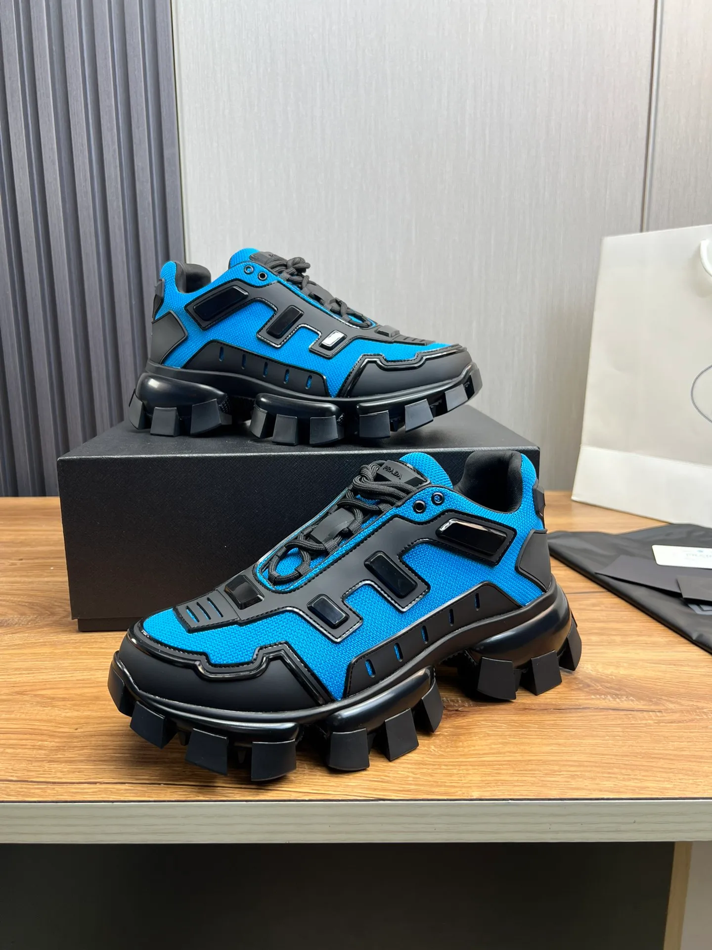 Men's shoes 💰620💰 [PRADA] Hot-selling thick-soled shoes 🔥 Available all year round ✔️Official website synchronization Original fly-knit film fabric + cowhide lining, 1⃣️:1⃣️reproduction, original sole, 38-45 (45 made to order, non-refundable)